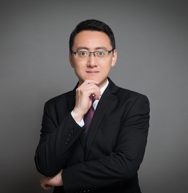 孙忠伟博士